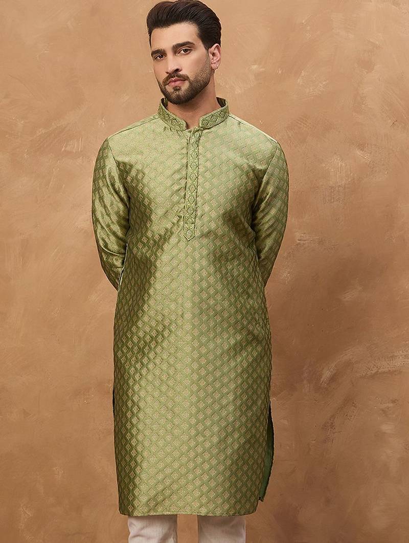 Men green silk blend solid woven design straight kurta with pant set