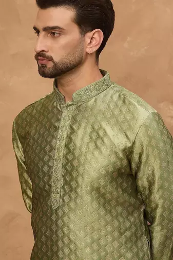 Men green silk blend solid woven design straight kurta with pant set