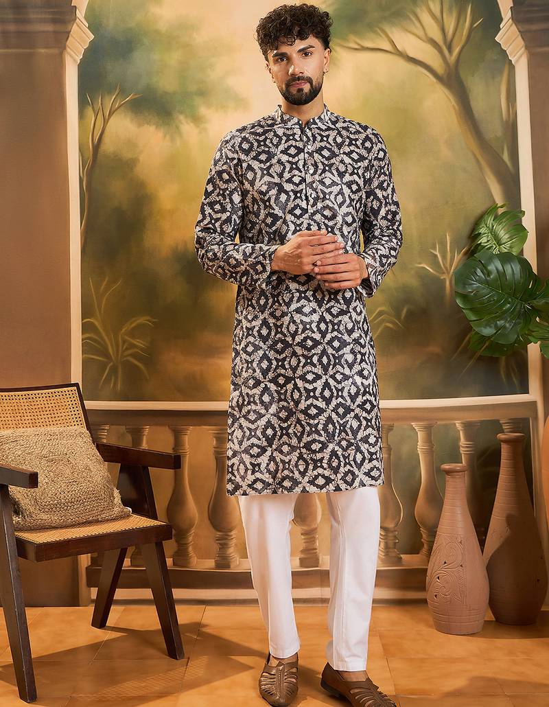 Men blue pure cotton batik embroidered straight kurta with trouser