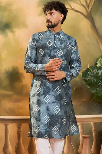 Men blue silk blend batik embroidered straight kurta with trouser