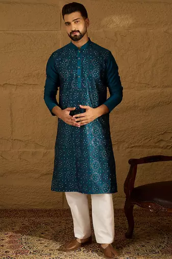 Men blue silk blend solid embroidered straight kurta with trouser