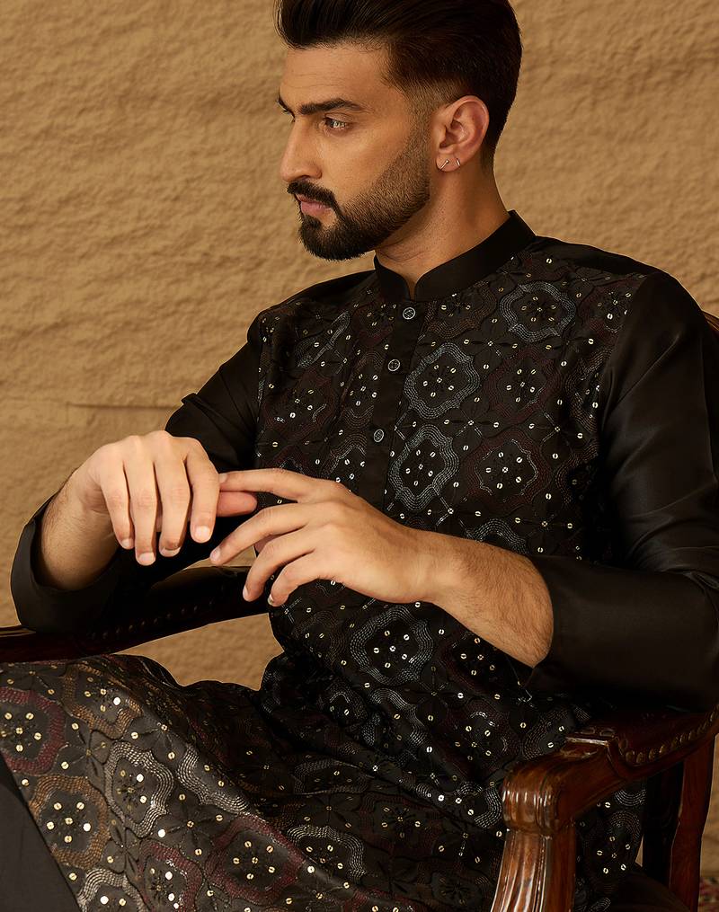 Men black silk blend solid embroidered straight kurta with trouser