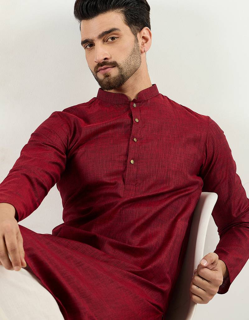 Men maroon pure cotton solid woven design straight kurta with trousers