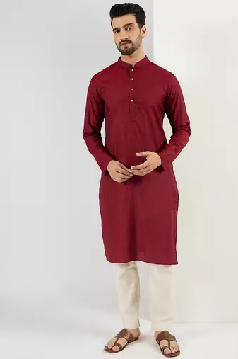 Men maroon pure cotton solid woven design straight kurta with trousers