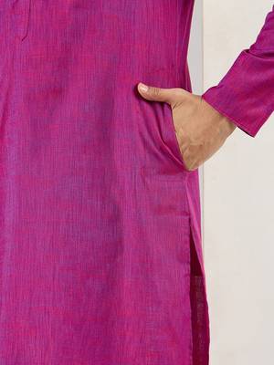 Men pink cotton solid woven design straight kurta with pant set 3