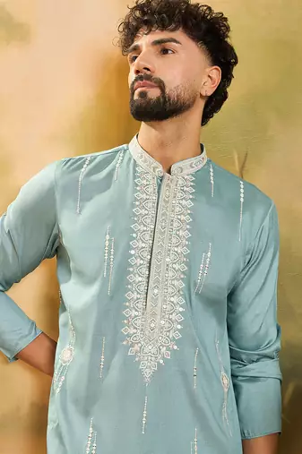 Men blue silk blend solid embroidered straight kurta with trouser