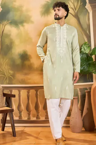 Men green silk blend solid embroidered straight kurta with trouser