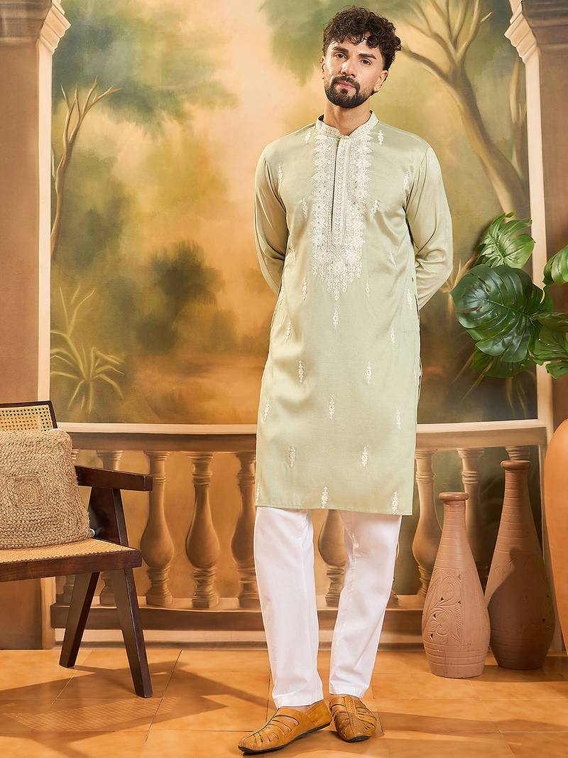 Men green silk blend solid embroidered straight kurta with trouser