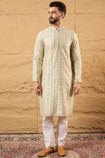 Men off white silk blend solid embroidered straight kurta with trouser