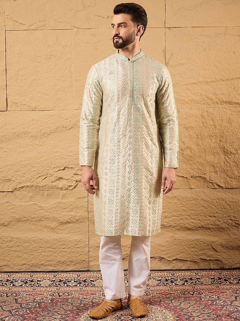 Men off white silk blend solid embroidered straight kurta with trouser