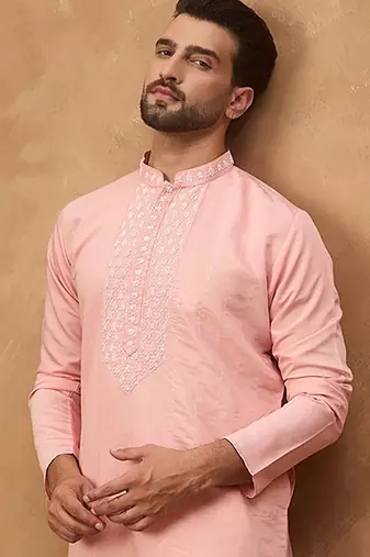 Men peach silk blend solid solid straight kurta with pant set