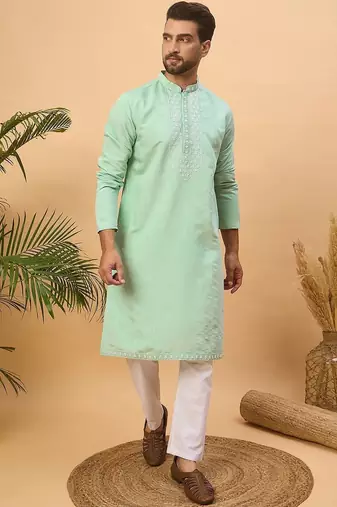 Men blue silk blend solid embroidered straight kurta with pant set