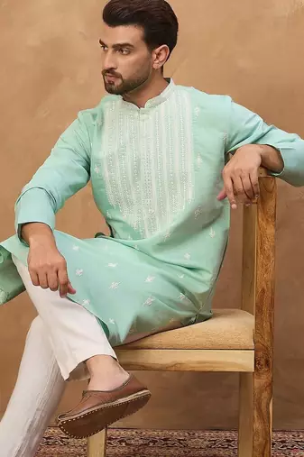 Men blue silk blend solid embroidered straight kurta with pant set