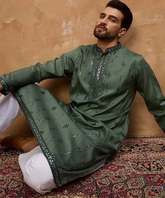 Men green silk blend geometric embroidered straight kurta with pant set 4