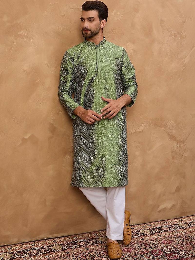 Men green silk blend geometric printed straight kurta with pant set