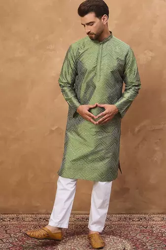 Men green silk blend geometric printed straight kurta with pant set