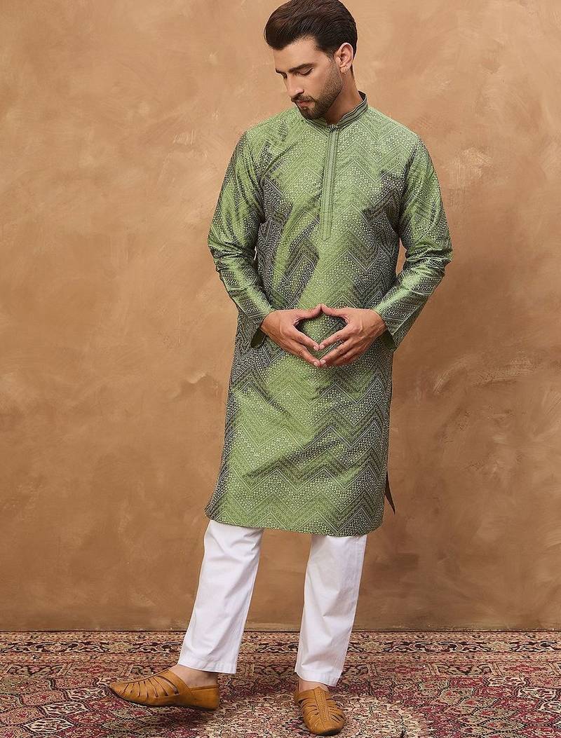 Men green silk blend geometric printed straight kurta with pant set
