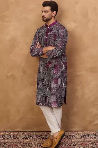 Men purple silk blend geometric printed straight kurta with pant set
