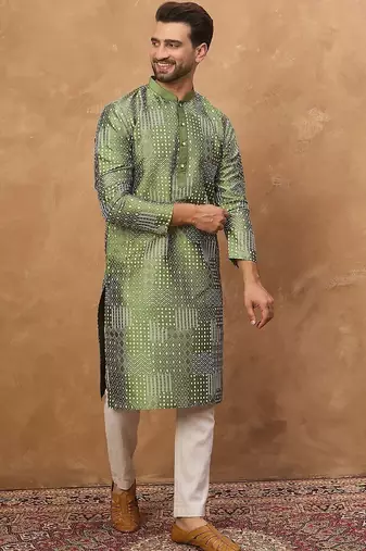 Men green silk blend geometric printed straight kurta with pant set