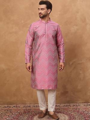 Men pink silk blend geometric printed straight kurta with pant set 3