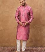 Men pink silk blend geometric printed straight kurta with pant set