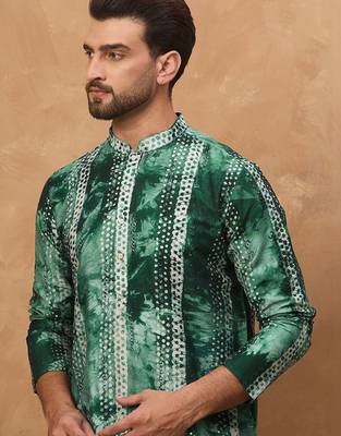 Men green silk blend shibori embroidered straight kurta with pant set 2