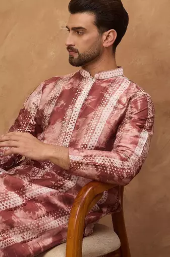 Men brown silk blend shibori embroidered straight kurta with pant set