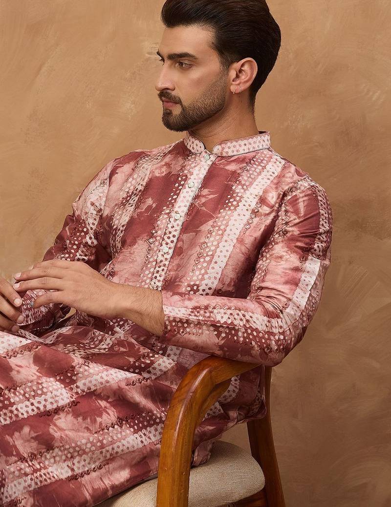 Men brown silk blend shibori embroidered straight kurta with pant set