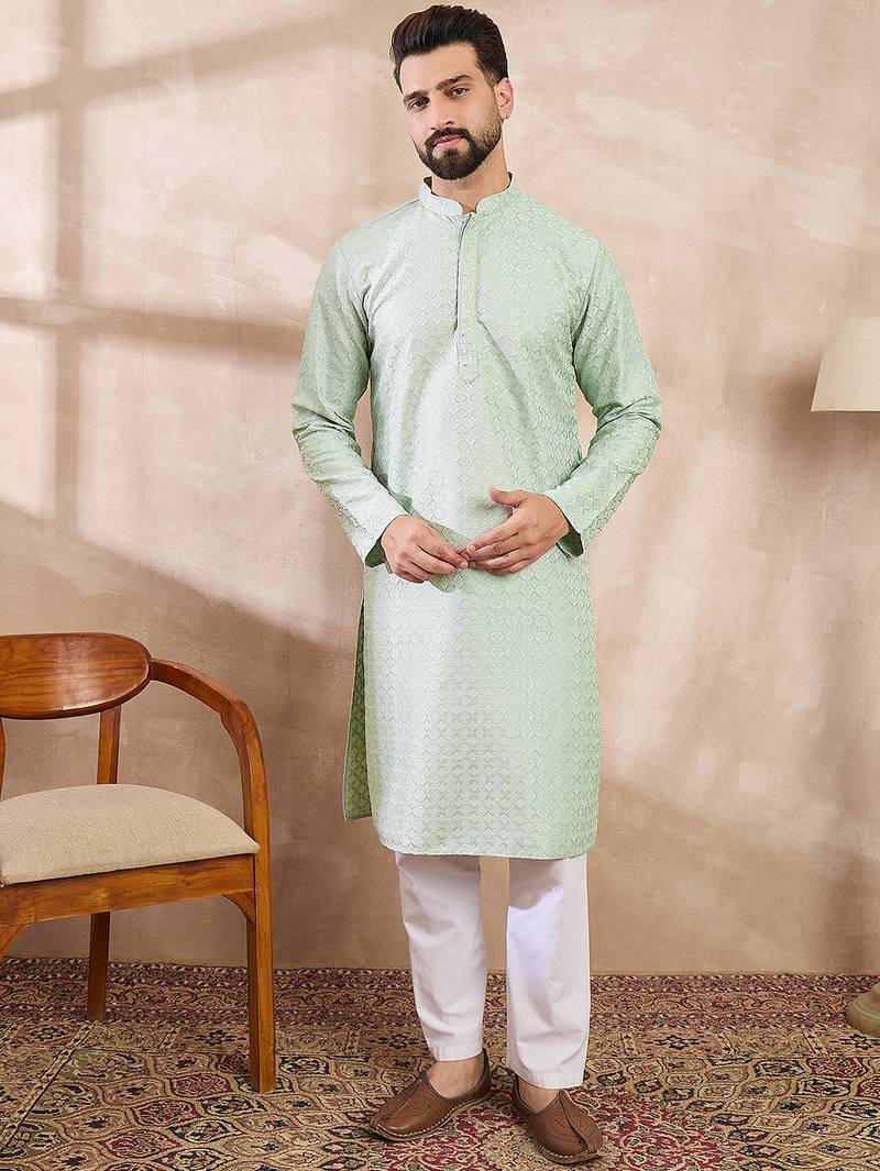 Men green silk blend geometric embroidered straight kurta with trouser