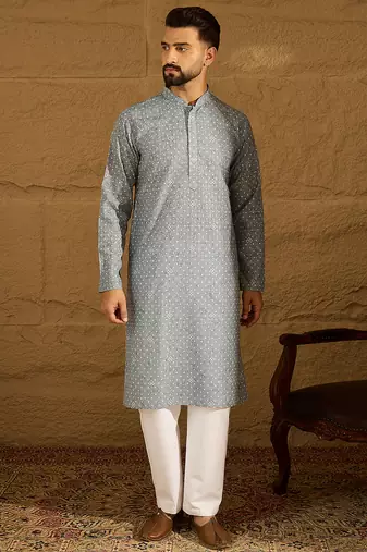 Men blue viscose rayon bandhani embroidered straight kurta with trouser