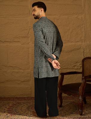 Men navy blue viscose rayon geometric printed straight kurta with trouser 4