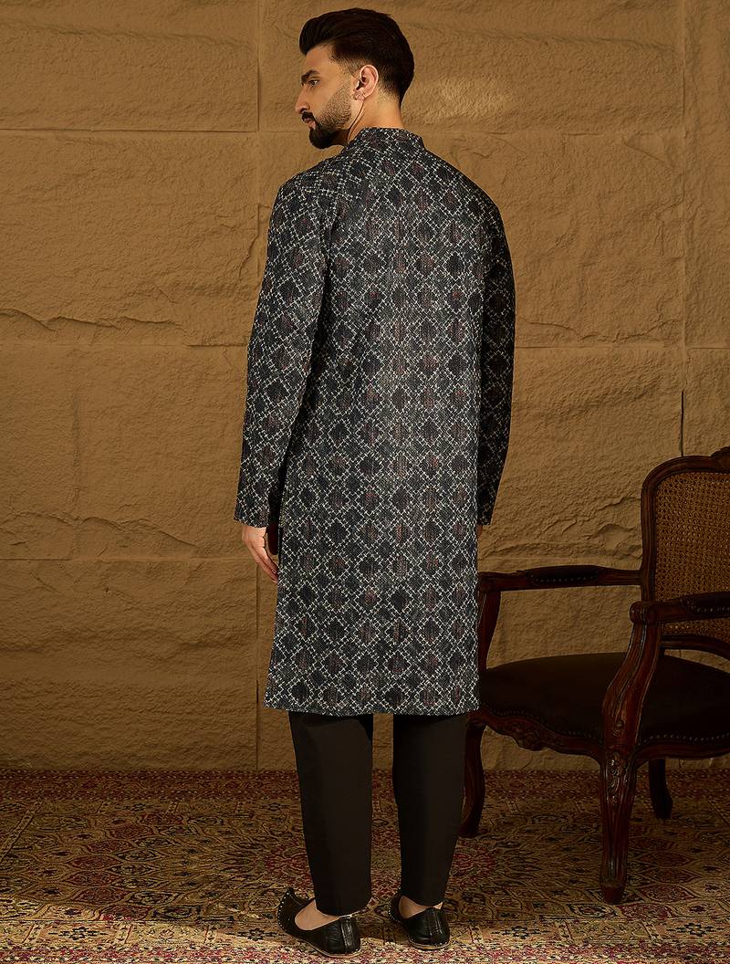 Men black cotton solid embroidered straight kurta with trouser