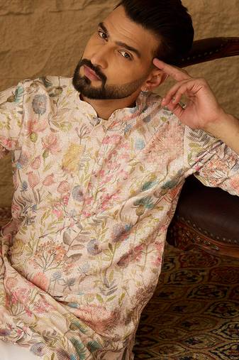 Men off white viscose rayon floral printed straight kurta with trouser