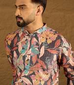 Men grey silk blend floral printed straight kurta with trouser