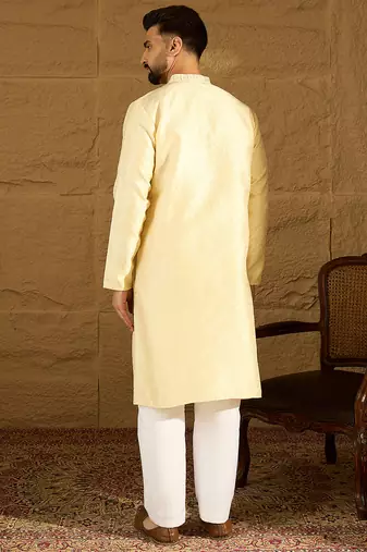 Men beige silk blend solid printed straight kurta with trouser