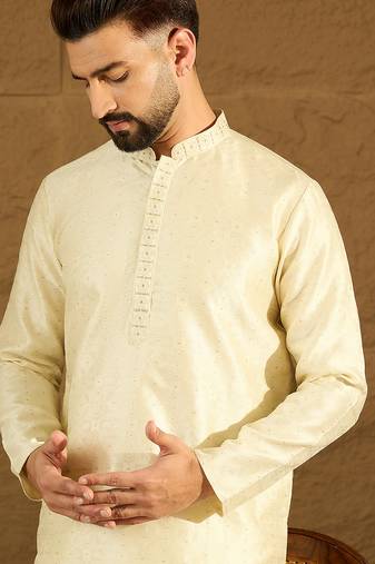 Men yellow silk blend solid printed straight kurta with trouser