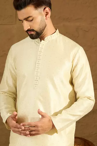 Men yellow silk blend solid printed straight kurta with trouser
