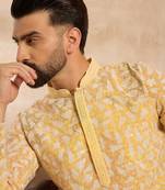 Men yellow viscose rayon solid printed straight kurta sets