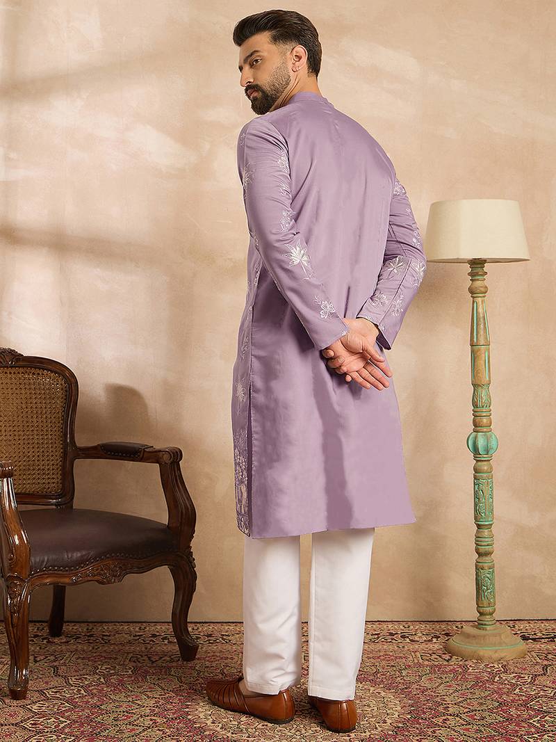 Men lavender silk blend solid embroidered straight kurta sets