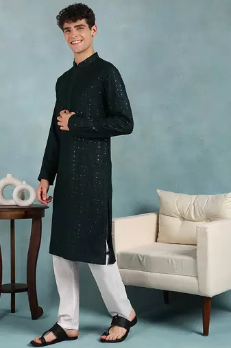 Men green viscose rayon solid embroidered straight kurta