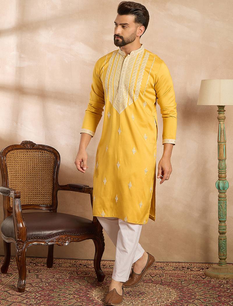 Men yellow silk blend geometric embroidered straight kurta sets