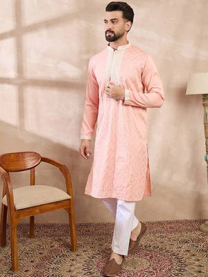 Men pink silk blend ethnic motifs embroidered straight kurta with trouser 3