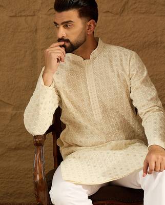 Men off white cotton solid printed straight kurta with trouser 1