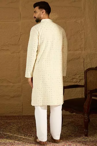 Men off white cotton solid printed straight kurta with trouser