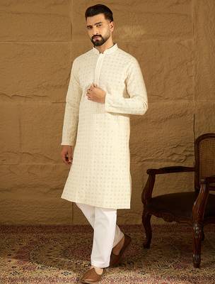 Men off white cotton solid printed straight kurta with trouser 5