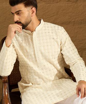 Men off white cotton solid printed straight kurta with trouser 1