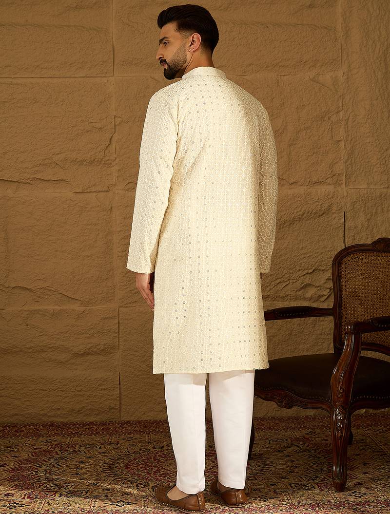Men off white cotton solid printed straight kurta with trouser