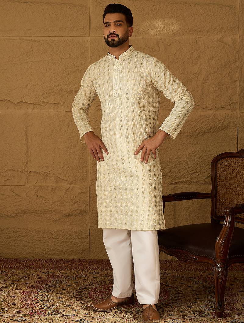 Men off white cotton solid printed straight kurta with trouser