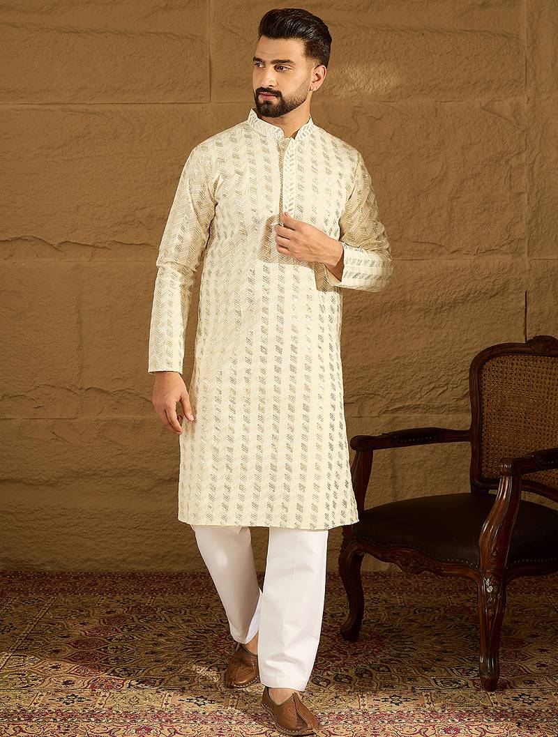 Men off white cotton solid printed straight kurta with trouser
