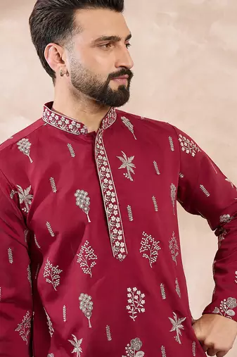 Men maroon silk blend solid embroidered straight kurta with trouser